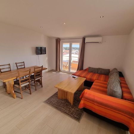 Apartment Furulund Makarska Ngoại thất bức ảnh