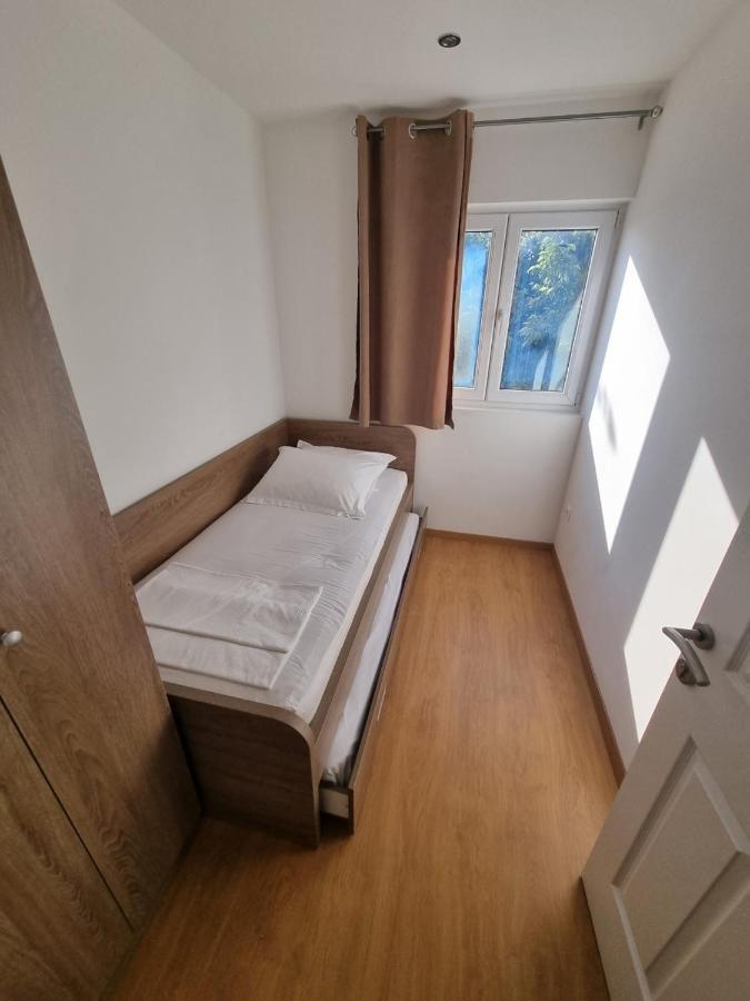 Apartment Furulund Makarska Ngoại thất bức ảnh